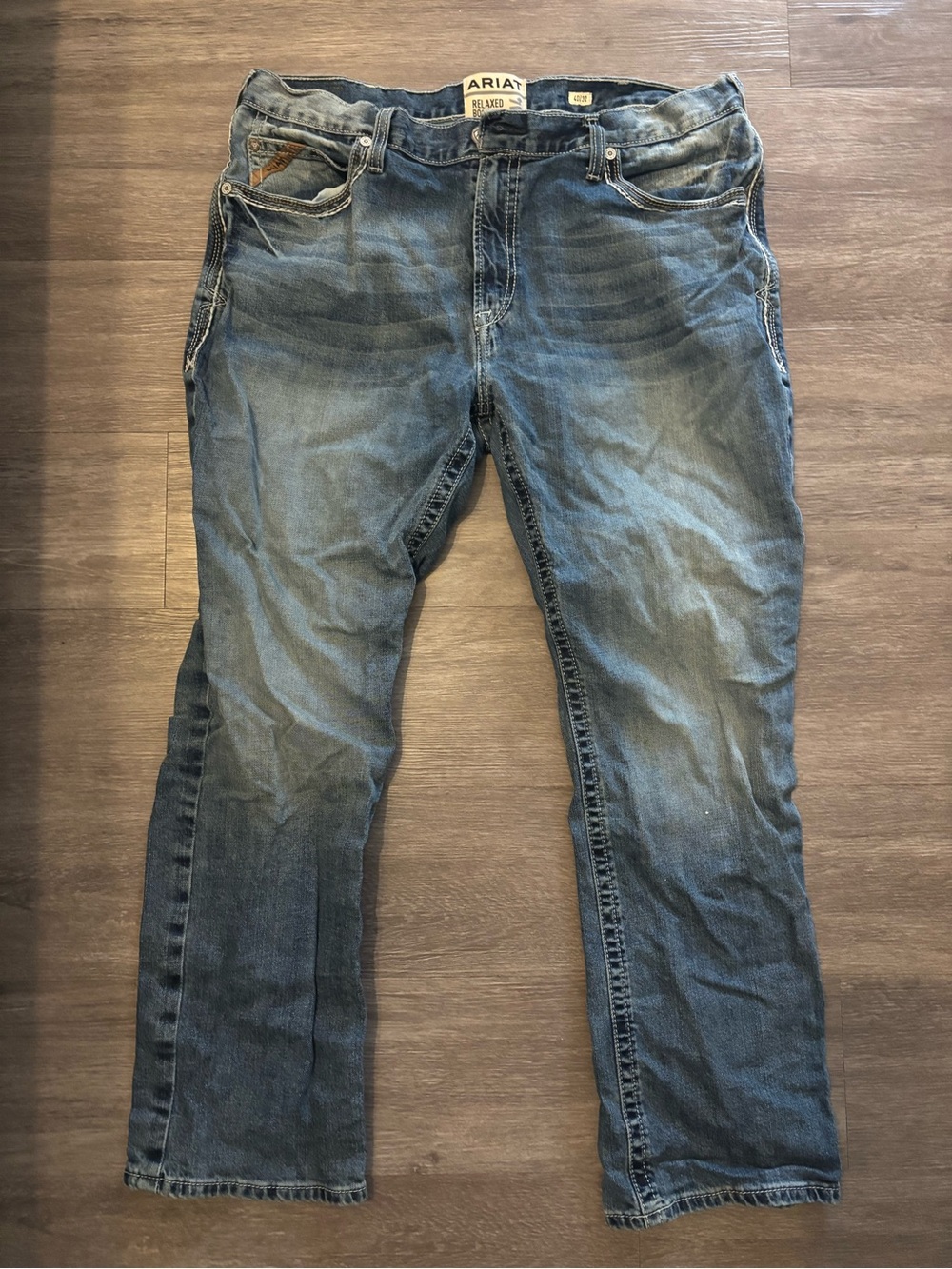Ariat Men's Relaxed Fit Faded Blue Denim Jeans